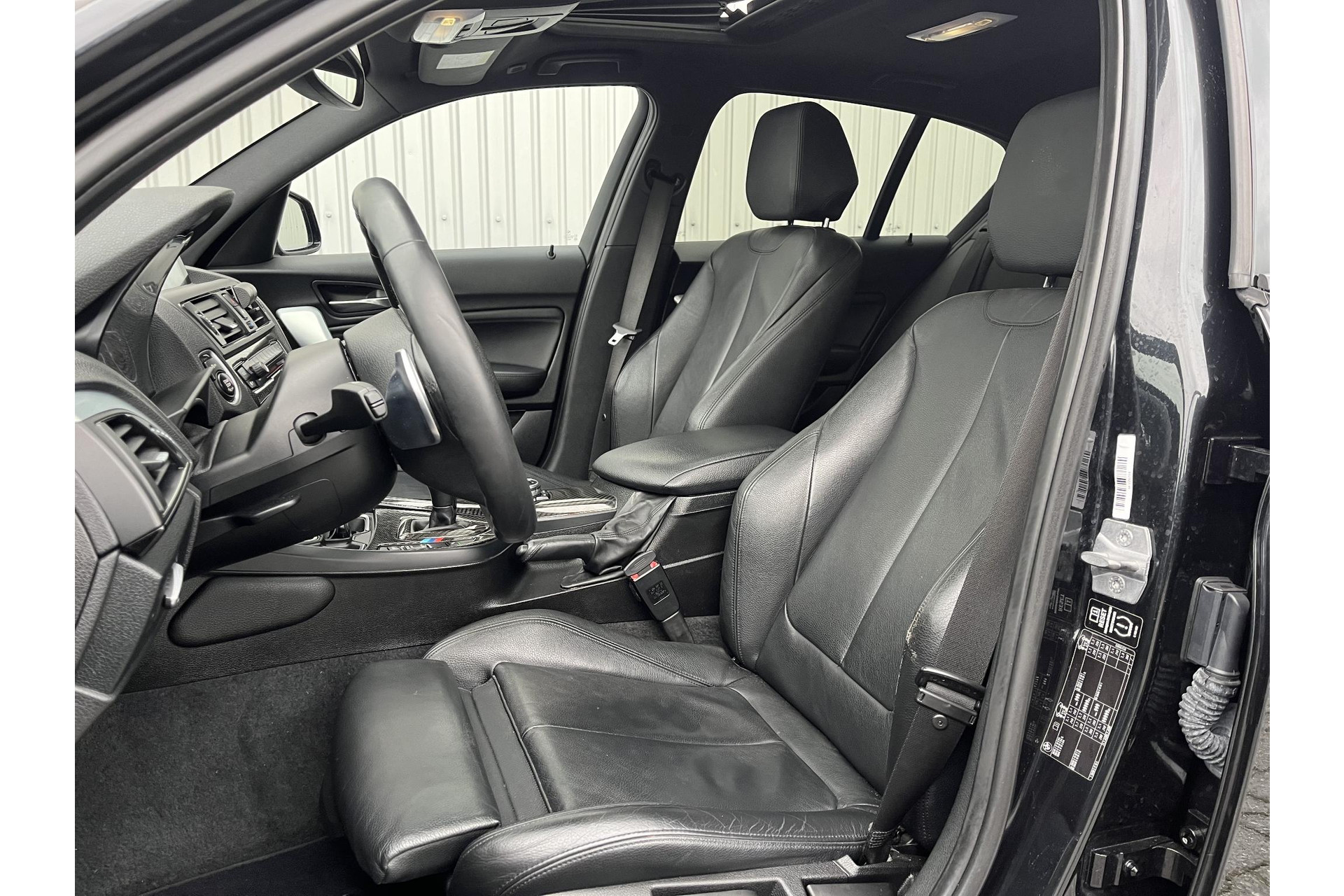 BMW 1-serie M135i High Executive*NAVI*DAKJE*CAM*LEER*KEYLESS*